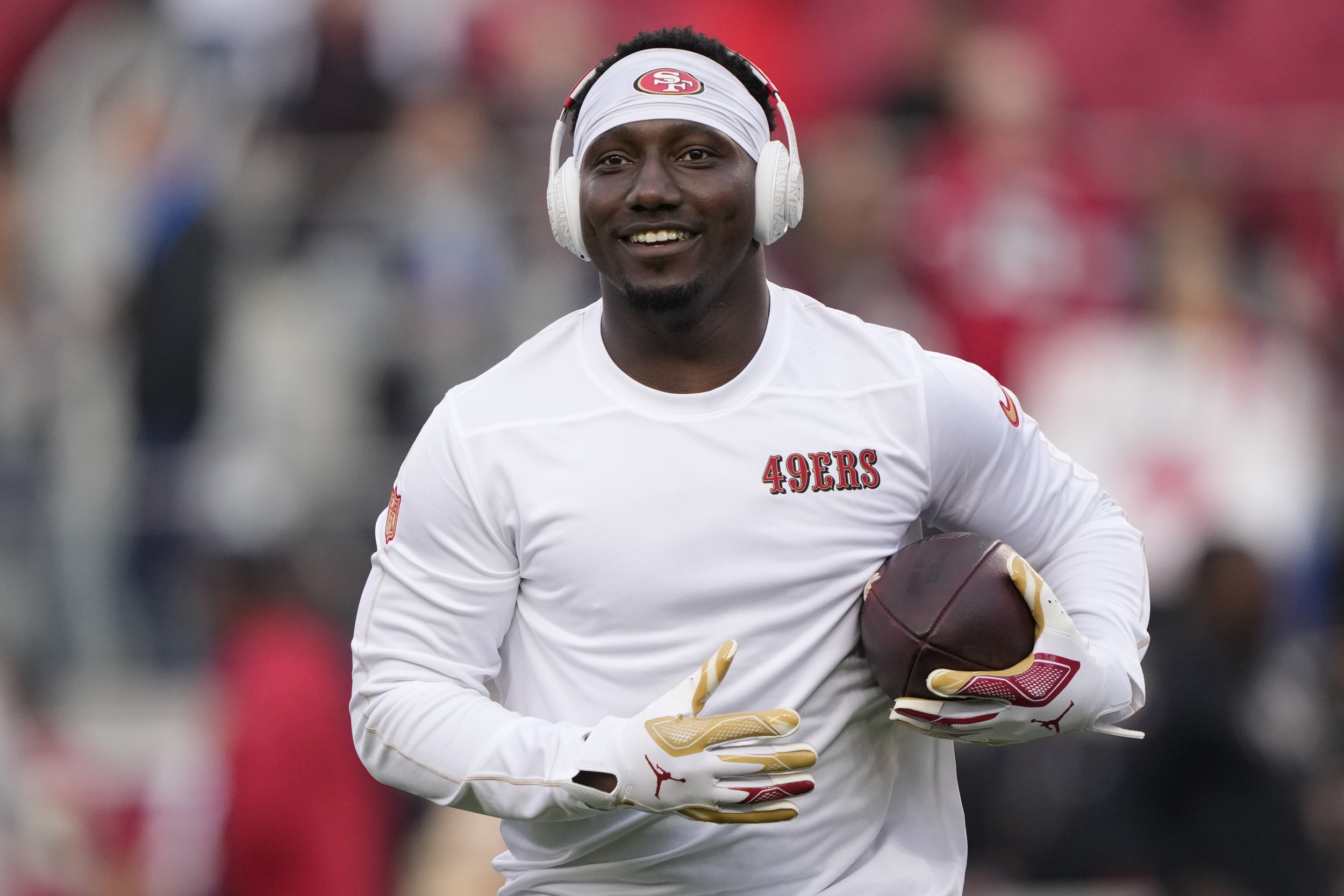 Commanders WR Sends Positive Message to Disgruntled Teammate